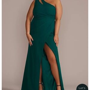 Elegant One-Shoulder Green Dress